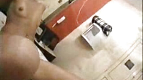 Ngon đen cô gái mất một khiêu dâm đi trên một lớn vòi video se x nhật bản nước